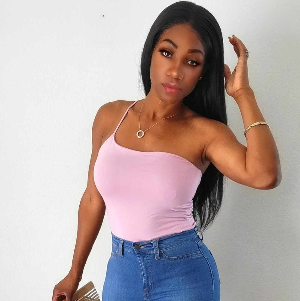 Sleeveless bodysuit one strap